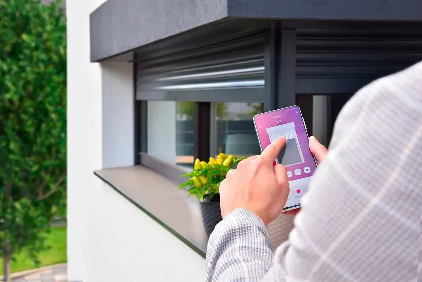 Монтаж бесплатно при покупке роллет с системой автоматики ALUTECH Smart Монтаж бесплатно при покупке роллет с системой автоматики ALUTECH Smart